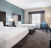 La Quinta Inn & Suites by Wyndham Knoxville Airport hotel detail image 5