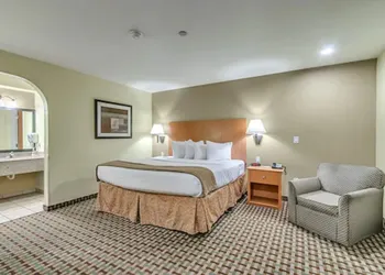 Days Inn by Wyndham Lubbock South hotel thumbnail 4