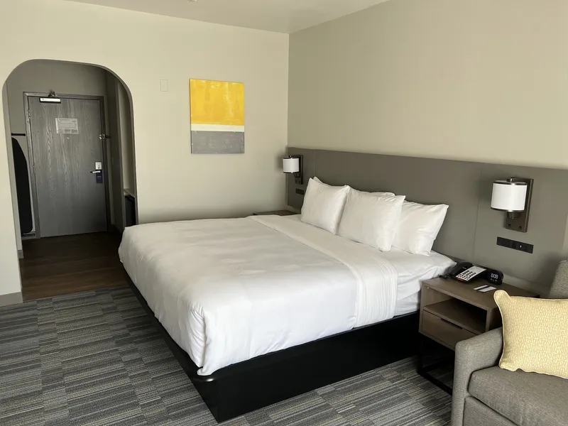 Comfort Inn & Suites hotel detail image 2