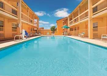 Baymont by Wyndham Lubbock - Downtown Civic Center hotel thumbnail 5