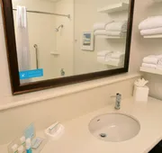 Hampton Inn Springfield-South hotel detail image 7