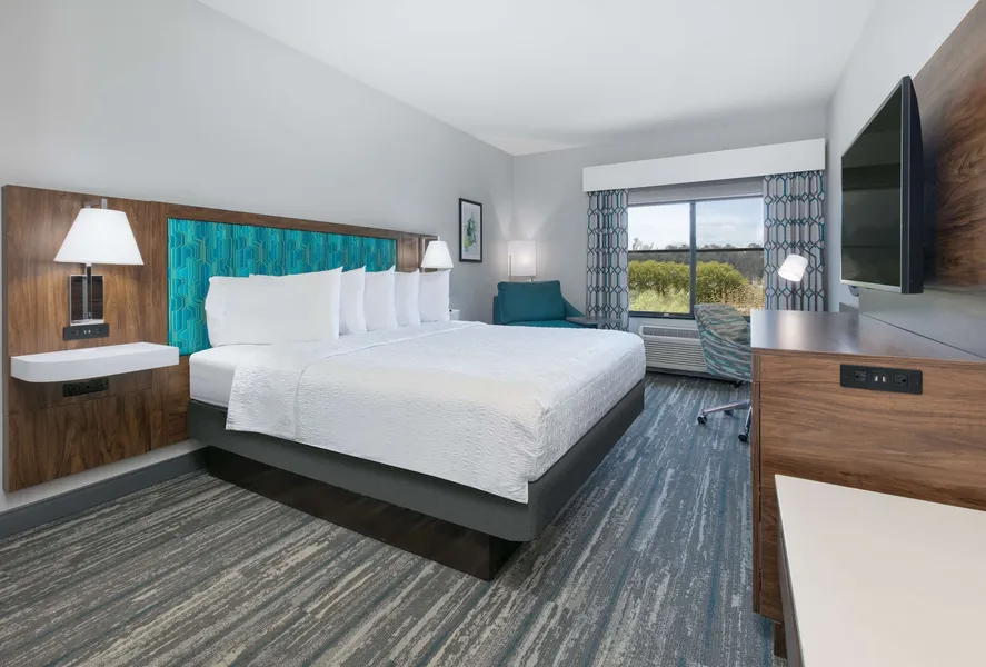 Hampton Inn Santa Cruz hotel detail image 6