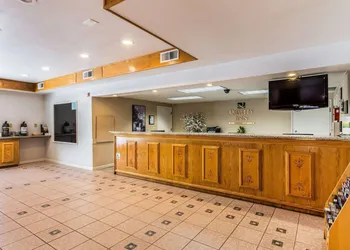 Quality Inn Fresno Near University hotel thumbnail 3