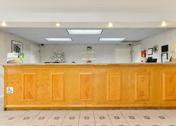 Quality Inn Fresno Near University hotel thumbnail 7