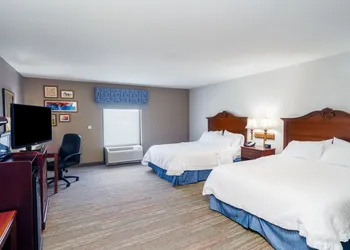 Hampton Inn London-North hotel thumbnail 4