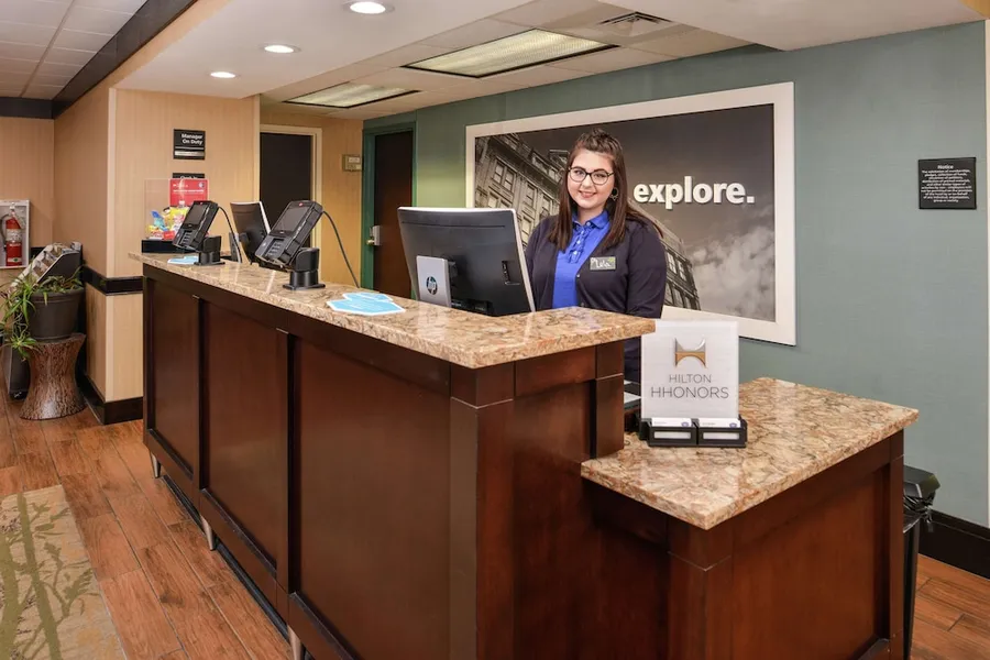 Hampton Inn Staunton hotel detail image 2