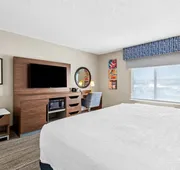 Hampton Inn & Suites Farmington hotel detail image 5