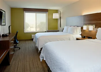 Holiday Inn Express Hotel & Suites Fresno South by IHG hotel thumbnail 4