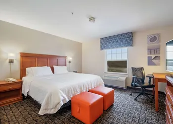 Hampton Inn & Suites Rockland hotel thumbnail 3