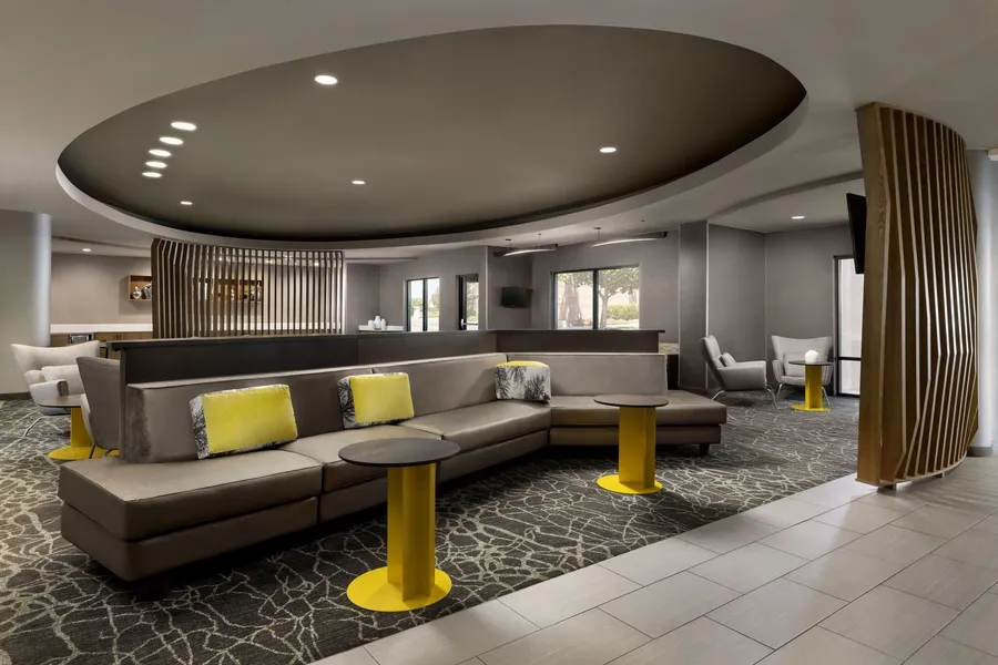 SpringHill Suites by Marriott Fresno hotel detail image 2