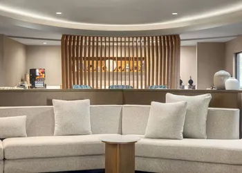 SpringHill Suites by Marriott Fresno hotel thumbnail 7