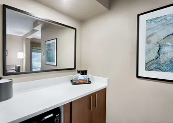 Hampton Inn Morganton hotel thumbnail 5