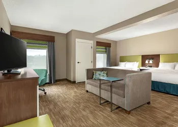 Hampton Inn Morganton hotel thumbnail 6