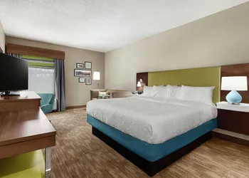 Hampton Inn Morganton hotel thumbnail 7