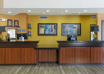 Best Western Plus Fresno Inn hotel thumbnail 7