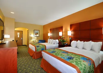 Best Western Plus Fresno Inn hotel thumbnail 8