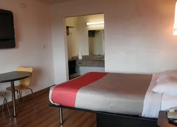 Stay 4 Less hotel thumbnail 4