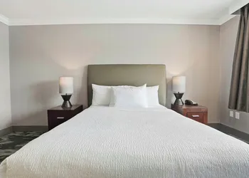 Sandman Hotel Saskatoon hotel thumbnail 6