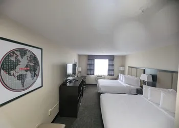 Ramada by Wyndham Saskatoon hotel thumbnail 6