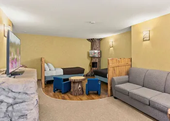 Travelodge by Wyndham Saskatoon hotel thumbnail 6
