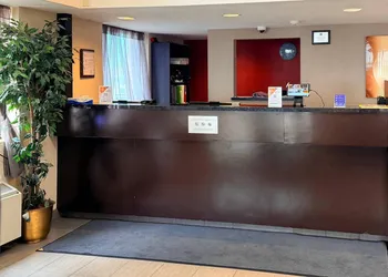 Comfort Inn Saskatoon Centre hotel thumbnail 4