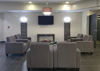Travelodge Suites by Wyndham Estevan hotel thumbnail 6