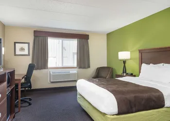 AmericInn by Wyndham Little Falls hotel thumbnail 8