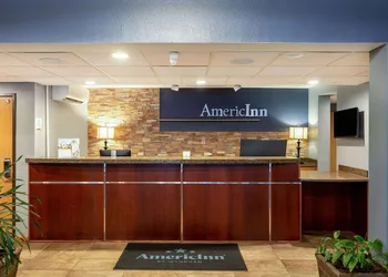 AmericInn by Wyndham Eau Claire hotel thumbnail 2