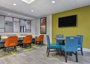 Hampton Inn Gallatin hotel thumbnail 5
