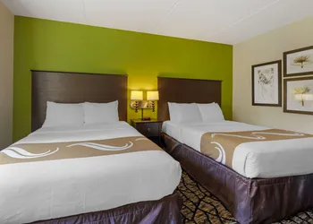 Quality Inn Oshkosh Aviation Park hotel thumbnail 6