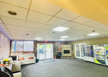 Rodeway Inn Silver Springs - Ocala East hotel thumbnail 3