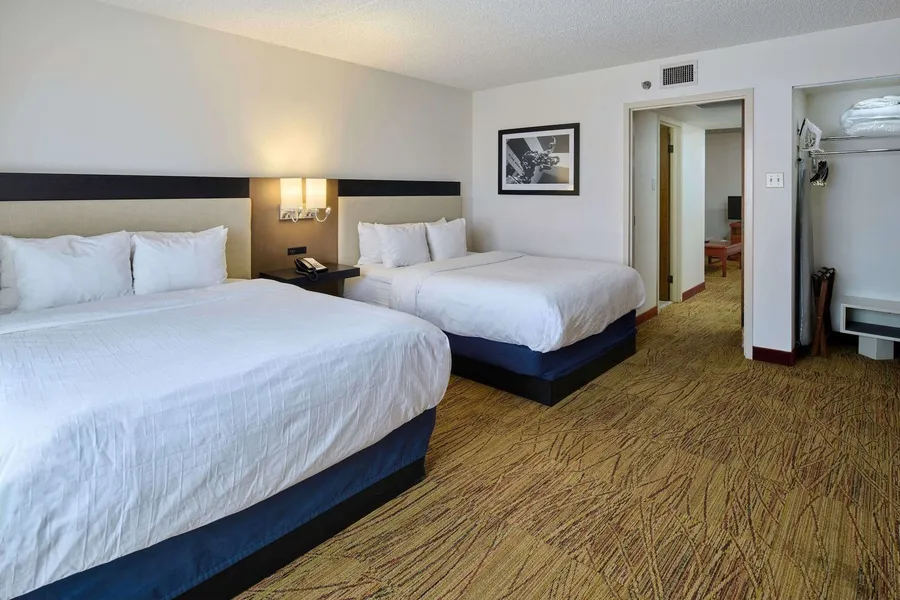 Wyndham El Paso Airport Hotel & Waterpark hotel detail image 6