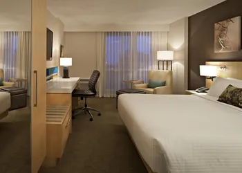 Delta Hotels by Marriott Winnipeg hotel thumbnail 4