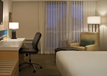 Delta Hotels by Marriott Winnipeg hotel thumbnail 5