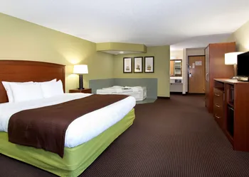 Cobblestone Hotel & Suites – Wisconsin Rapids hotel thumbnail 6