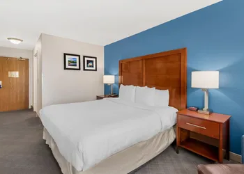 Comfort Inn & Suites Rifle hotel thumbnail 6