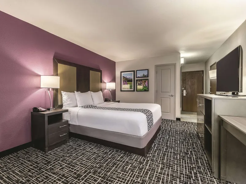 La Quinta Inn & Suites by Wyndham Glenwood Springs hotel detail image 6