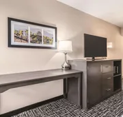 La Quinta Inn & Suites by Wyndham Glenwood Springs hotel detail image 7