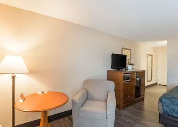 Econo Lodge Grand Junction North hotel thumbnail 7