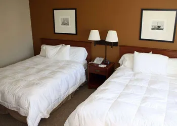 AmericInn by Wyndham Charlevoix hotel thumbnail 4