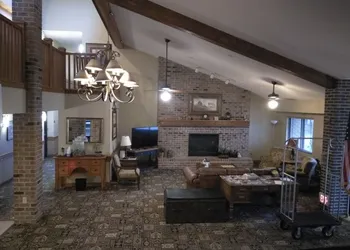 Madelia Hotel & Suites hotel thumbnail 2