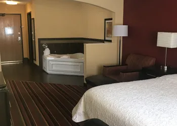 Hampton Inn Glenwood Springs hotel thumbnail 3