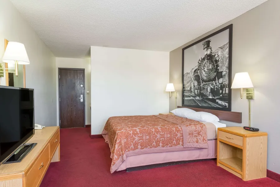 Super 8 by Wyndham Grand Junction Colorado hotel detail image 6