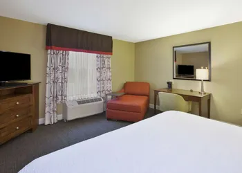 Hampton Inn & Suites Wichita Northeast hotel thumbnail 5