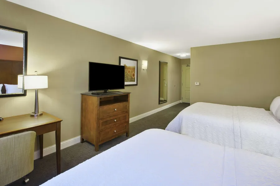 Hampton Inn & Suites Wichita Northeast hotel detail image 6