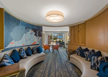 Holiday Inn Express Hampton - Coliseum Central by IHG hotel thumbnail 4