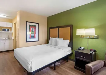 Extended Stay America Select Suites Newport News Oyster Pt hotel thumbnail 5