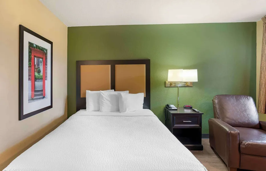 Extended Stay America Select Suites Newport News Oyster Pt hotel detail image 6