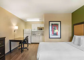 Extended Stay America Select Suites Newport News Oyster Pt hotel thumbnail 8