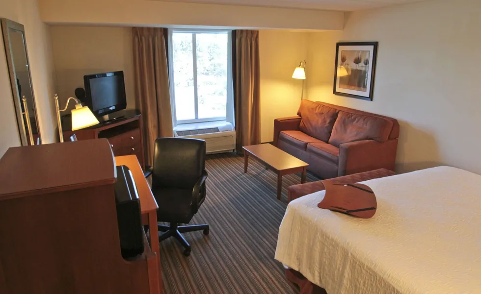 Hampton Inn Hampton-Newport News hotel detail image 6